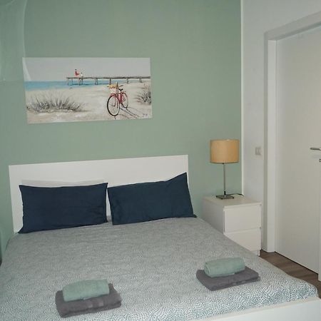 House Naviglio Quattro Apartment Милано Екстериор снимка